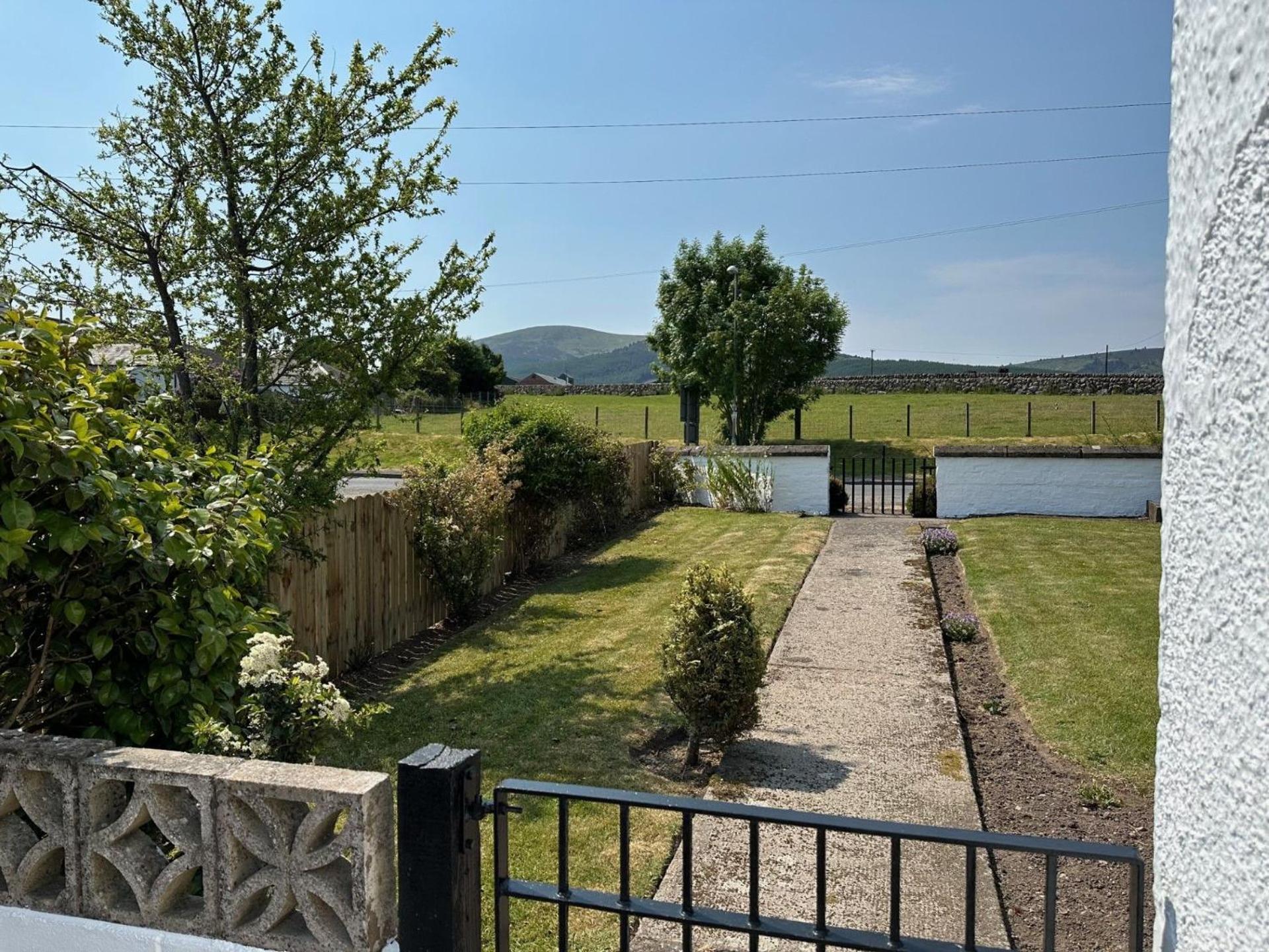 Criffel View Villa Dumfries Exterior photo
